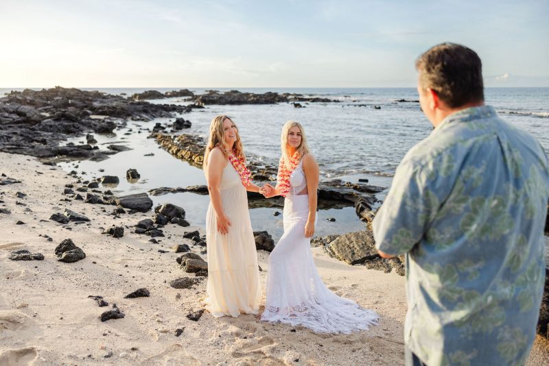 Hawaii-LGBTQ-Wedding-Beach-31