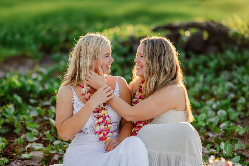 Hawaii-LGBTQ-Wedding-Beach-40-2