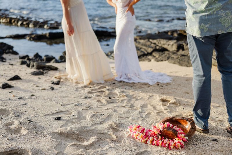 Hawaii-LGBTQ-Wedding-Beach-5