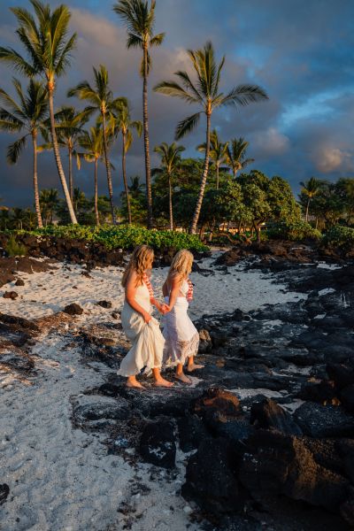 Hawaii-LGBTQ-Wedding-Beach-57