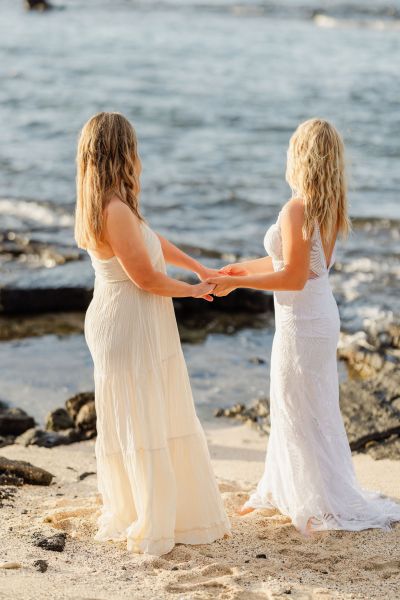 Hawaii-LGBTQ-Wedding-Beach-6