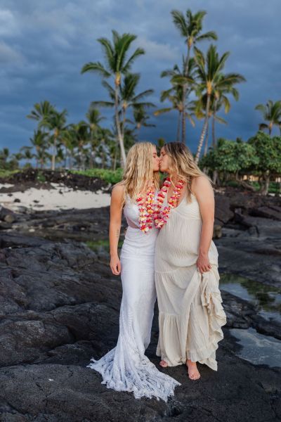 Hawaii-LGBTQ-Wedding-Beach-74